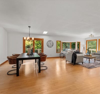 9150 SW Salmon St, Portland, OR