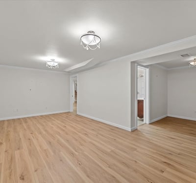 9150 SW Salmon St, Portland, OR