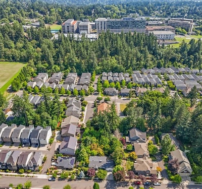 9150 SW Salmon St, Portland, OR