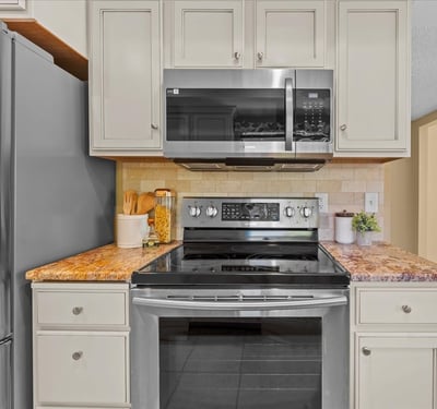 15920 SW Greens Way, Tigard, OR