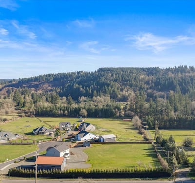 13920 S Lucia Lane, Mulino, OR