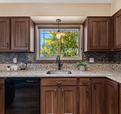 10100 SE Walnut Drive, Happy Valley, OR