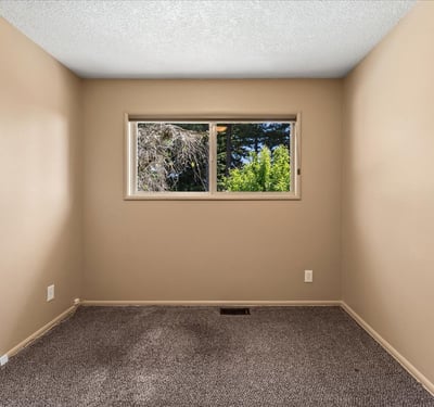 10100 SE Walnut Drive, Happy Valley, OR