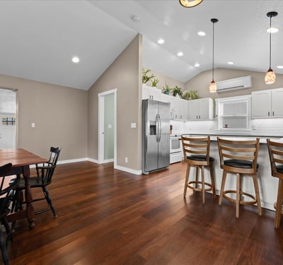 16366 Front Ave, Oregon City, OR