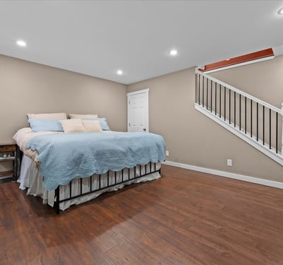 16366 Front Ave, Oregon City, OR