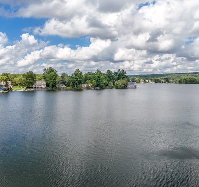 15 Bates Grove Rd, Webster, MA