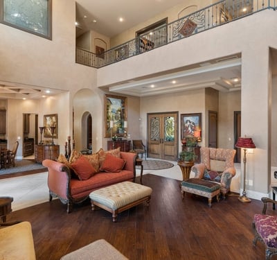 9717 Winter Palace Dr, Las Vegas, NV