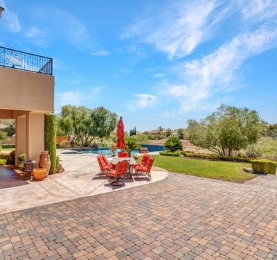 9717 Winter Palace Dr, Las Vegas, NV
