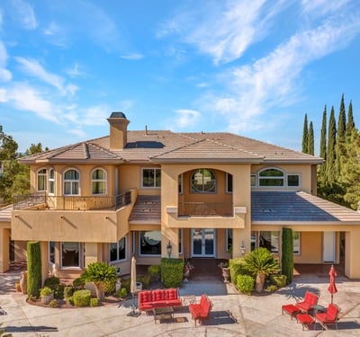 9717 Winter Palace Dr, Las Vegas, NV
