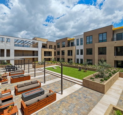 Resort Style Courtyard