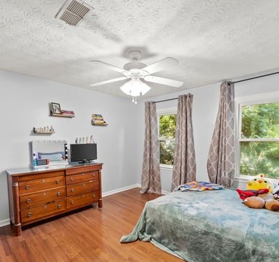 3824 Shawnee Run SW, Lilburn, GA