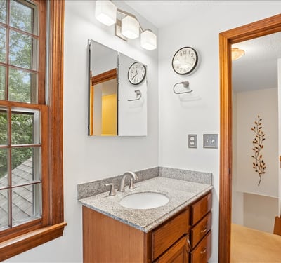 4 Lawson Farm Road, Londonderry, NH