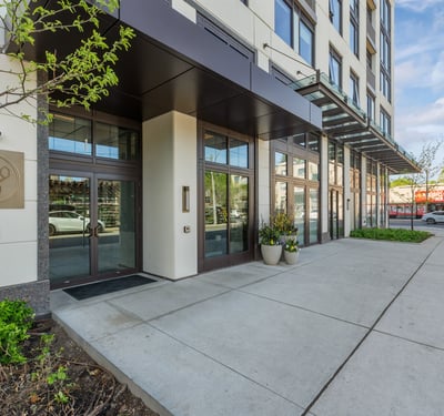 1 strathgowan avenue, Suite 710, Toronto, ON