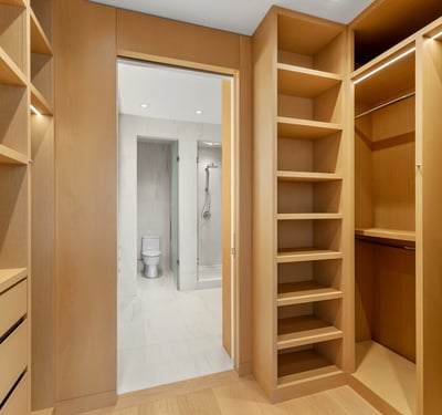 1 strathgowan avenue, Suite 710, Toronto, ON