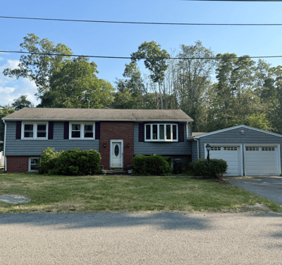 7 Keith Dr, Westport, MA