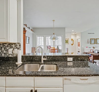 7151 Steeplechase Way, 41, Lansing, MI