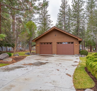 17325 Nicklaus Court, Weed, CA