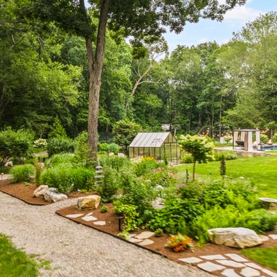 17 Pine Ridge Road, Woodbridge, CT