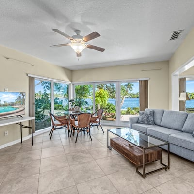 1320 Moonmist Dr Unit B11, Sarasota, FL
