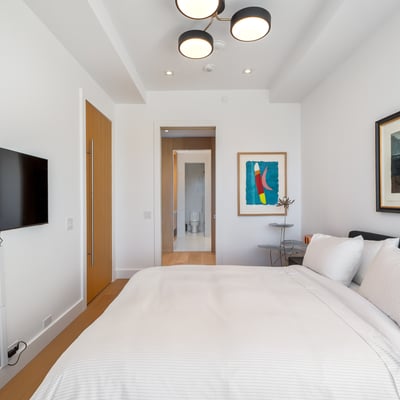 1 Strathgowan Ave suite 710, Toronto, ON