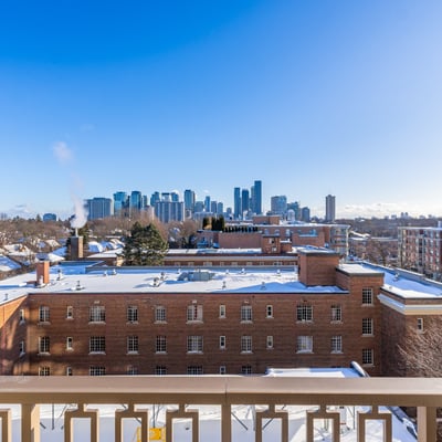 1 Strathgowan Ave suite 710, Toronto, ON