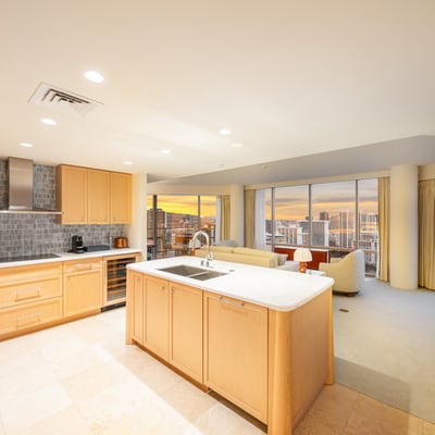 223 Saratoga Rd #3302, Honolulu, HI