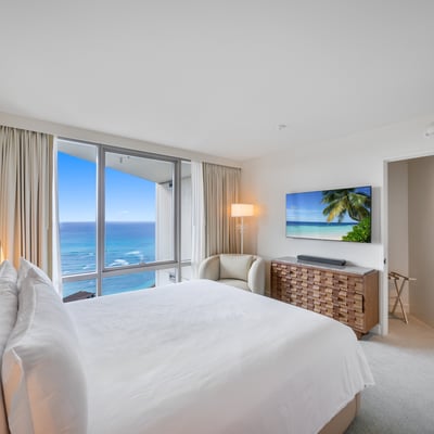 223 Saratoga Rd #3302, Honolulu, HI