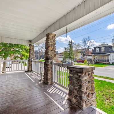 54 Wellington St, Lindsay, ON