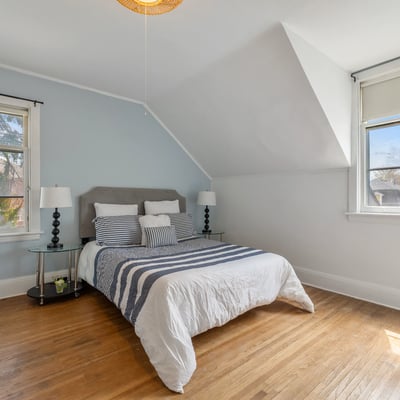 54 Wellington St, Lindsay, ON