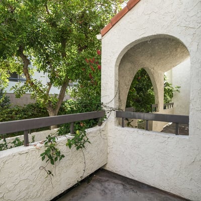 21620 Burbank Blvd., 22, Woodland Hills, CA