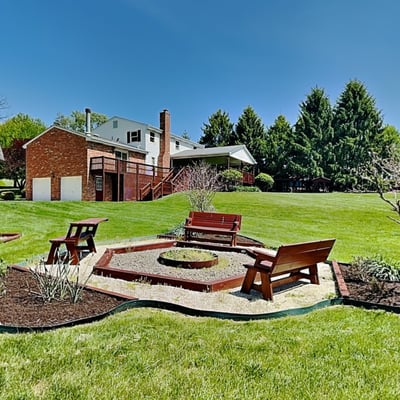 4216 Clendenning Road, Gibsonia, PA
