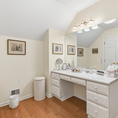 1830 Liberty Way, Valencia, PA