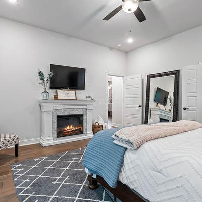 2823 N Whistle Post Dr, Fayetteville, AR