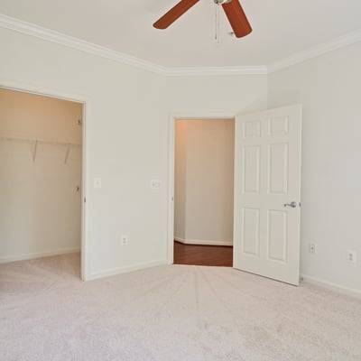 4151 Castlecary Lane #301, Fairfax, VA