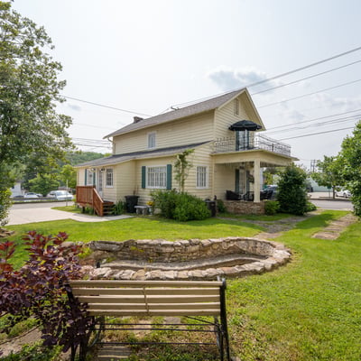 110 South Fairfield Street, Ligonier, PA