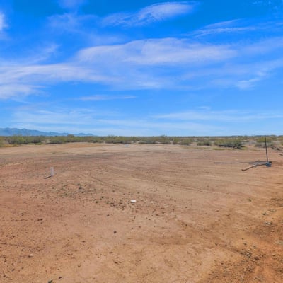 Enjoy unobstructed desert scenery and distant mountain views from this spacious homesite. The oversized lot provides plenty of room for outdoor living while maintaining a peaceful rural atmosphere.