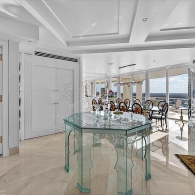 7000 Island Blvd PH-02, Aventura, FL