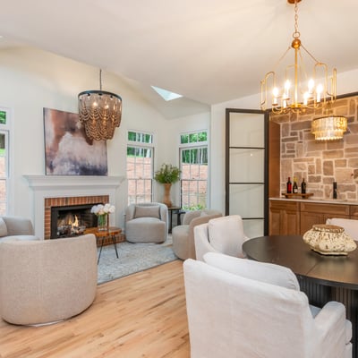 9460 Mistwater Close, Roswell, GA