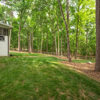 1800 Chestnut Lane, Matthews, NC