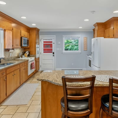 42 Venable Dr, Kilmarnock, VA