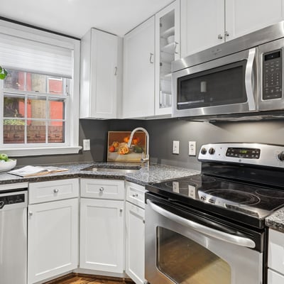 109 King Henry Ct, Alexandria, VA