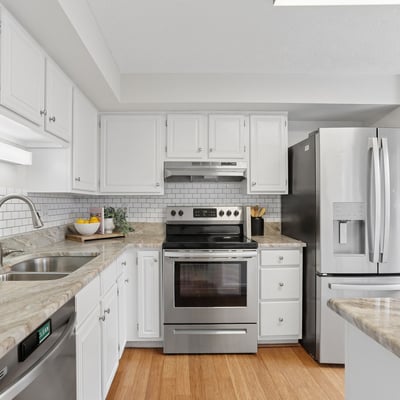 6033 Hydrangea Dr, Alexandria, VA