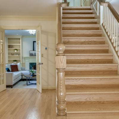 9025 NW Ash St., Portland, OR