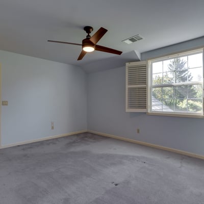 9025 NW Ash St., Portland, OR