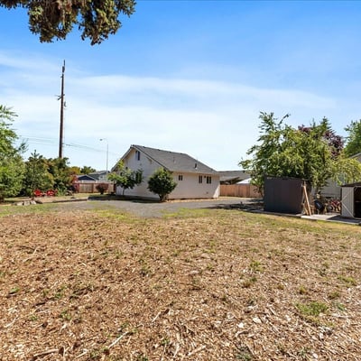 21935 SW Augusta Ln, Hillsboro, OR