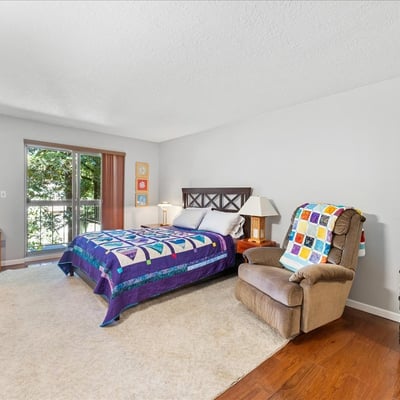 174 Oswego Summit, Lake Oswego, OR