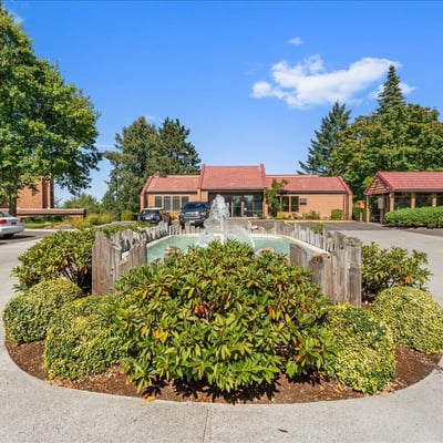 174 Oswego Summit, Lake Oswego, OR
