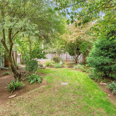 6238 SW McEwan Rd, Lake Oswego, OR