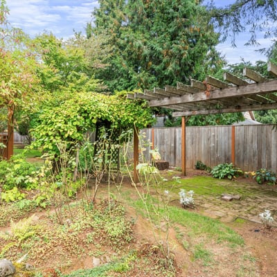 6238 SW McEwan Rd, Lake Oswego, OR