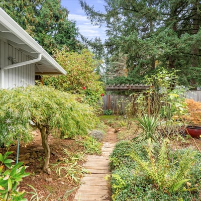 6238 SW McEwan Rd, Lake Oswego, OR